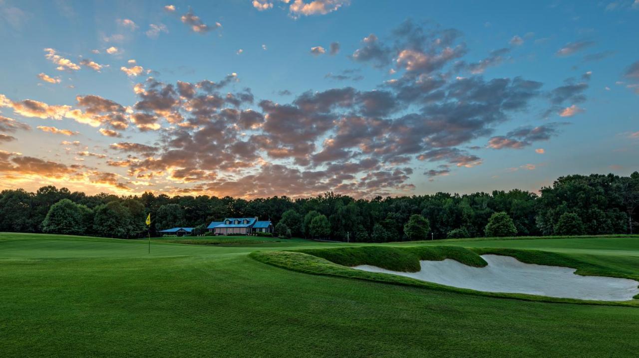 Pursell Farms Hotel Fayetteville ภายนอก รูปภาพ