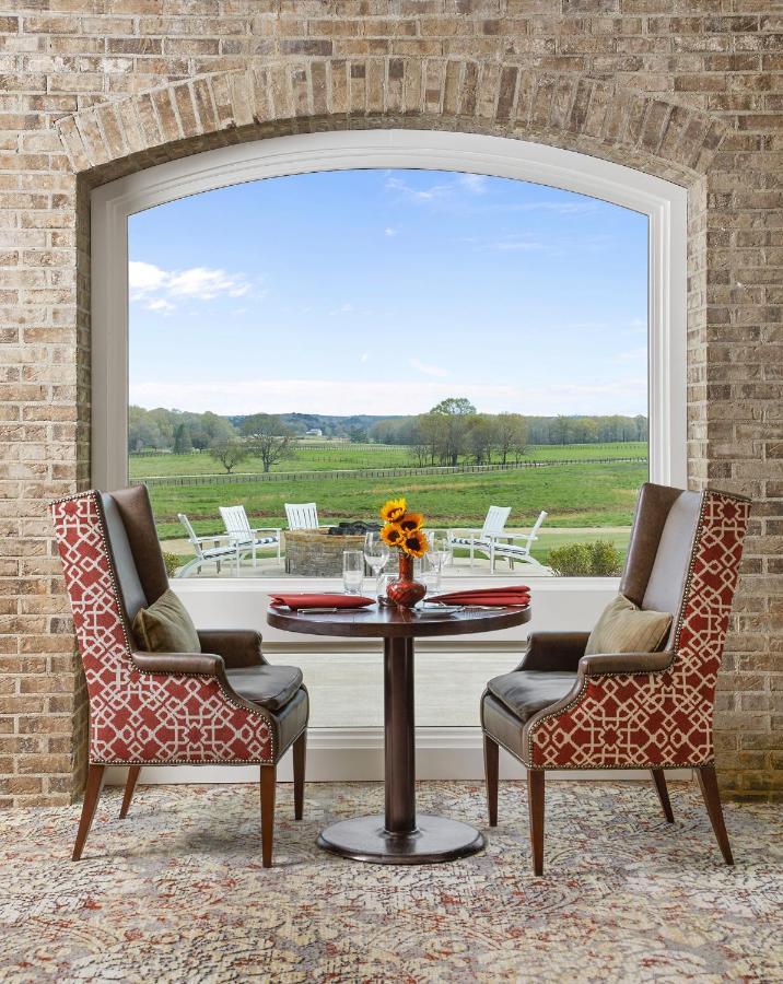Pursell Farms Hotel Fayetteville ภายนอก รูปภาพ